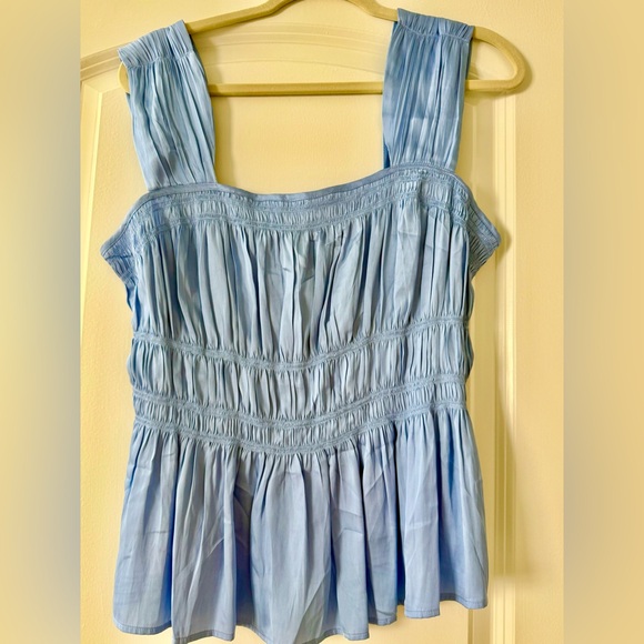 H&M smocked satiny top. NWOT Size L - Picture 2 of 3